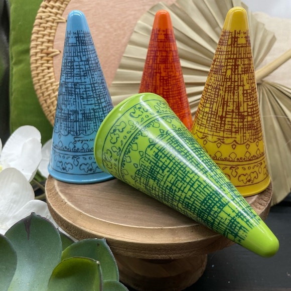Other - Vintage Andy Warhol Melamine Ice Cream Holders